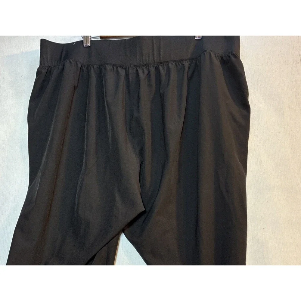 Livi by Lane Bryant Capris Trouser Elastic Lightweight Size 22/24 Black Pockets